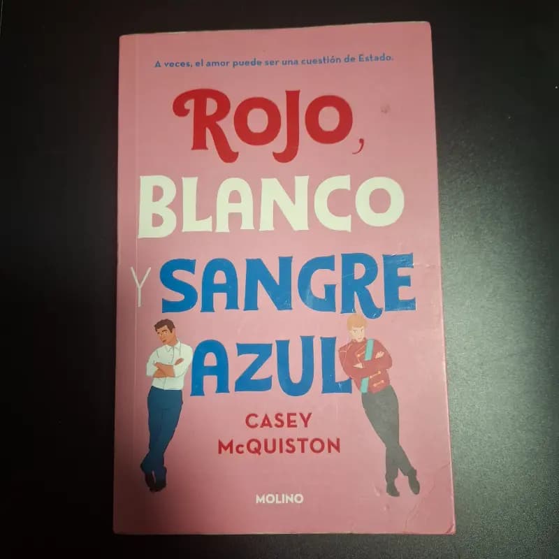 Portada de Rojo, Blanco y Sangre Azul