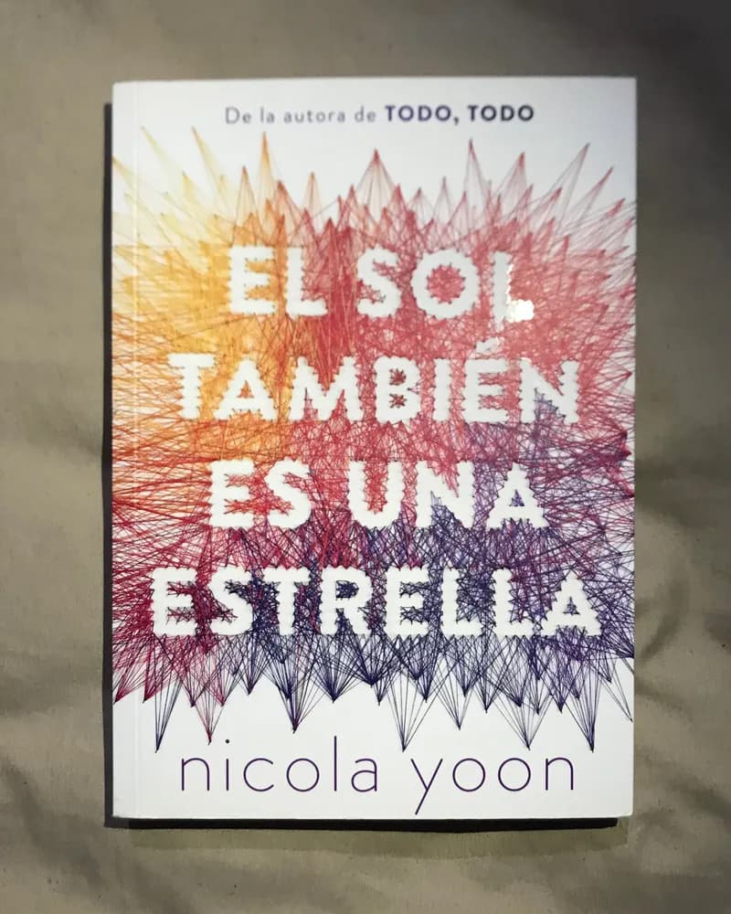 Portada de El Sol También Es Una Estrella