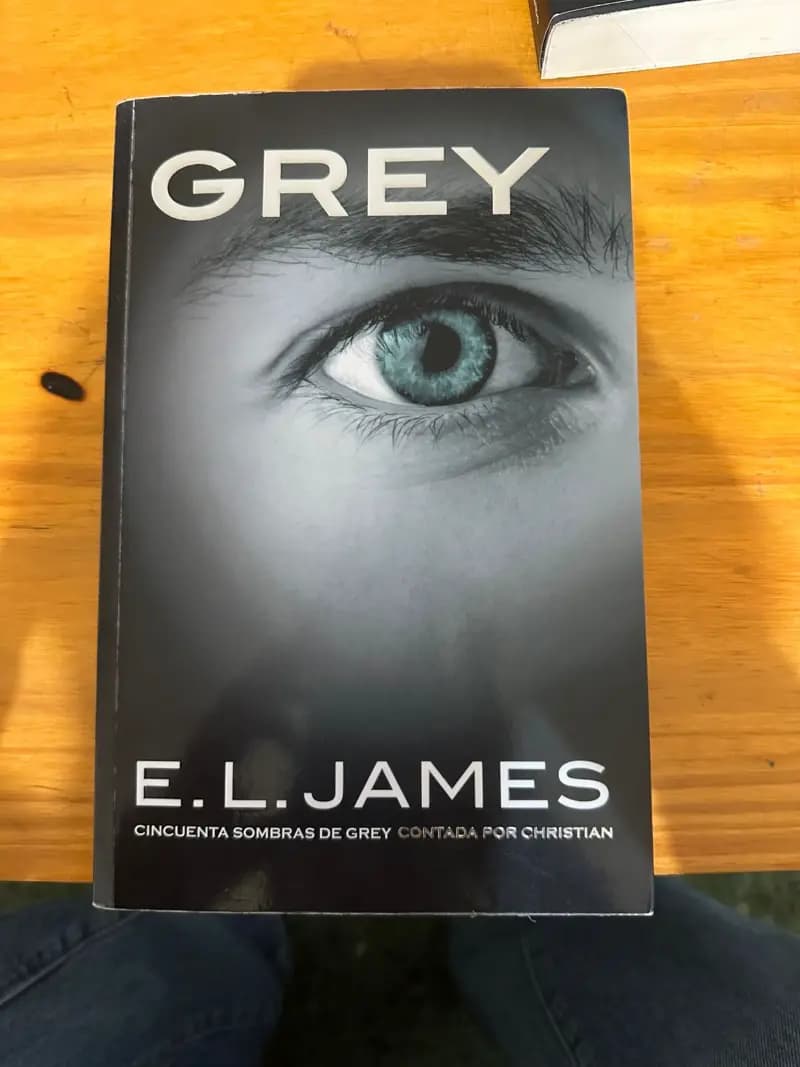 Portada de Cincuenta Sombras de Gray Contada por Christian