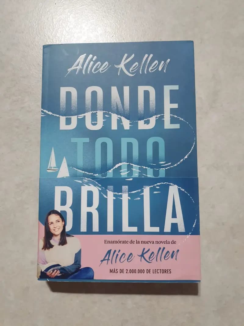 Portada de Donde Todo Brilla