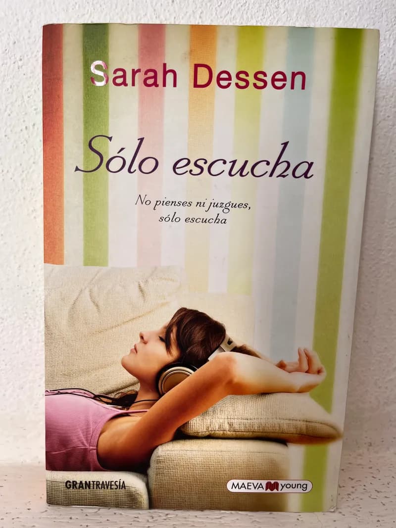 Portada de Sólo Escucha