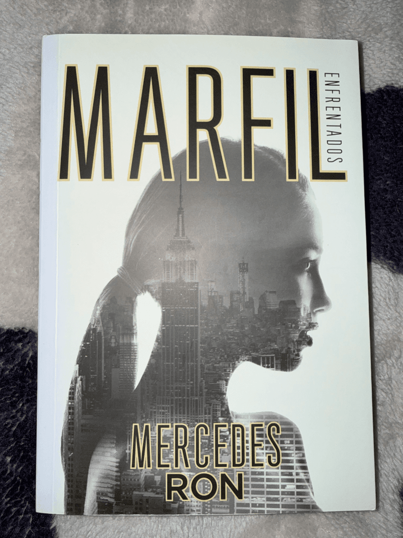 Portada de Enfrentados (Marfil y Ébano) (Enfrentados)